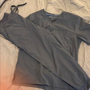 Medelita Men's Gray Scrub Set